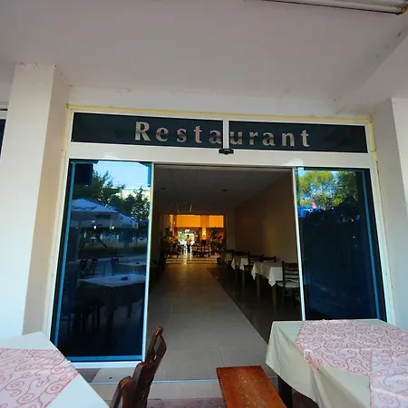 Menada In Sunny * 阳光海滩