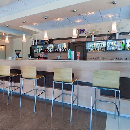 公寓 Menada In Sunny *