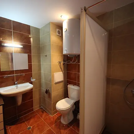 Menada In Sunny Апартаменти *