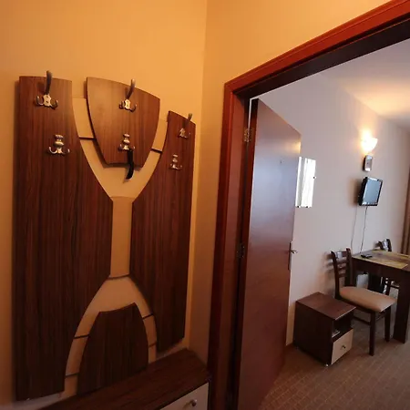 Menada In Sunny 公寓 *