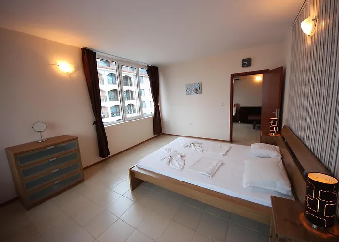 Apartment Menada In Sunny