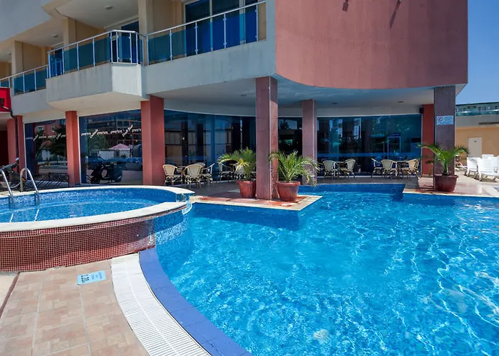 Apartment Menada In Sunny