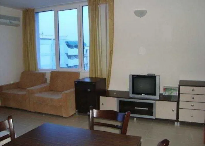 شقة Menada In Sunny ساني بيتش