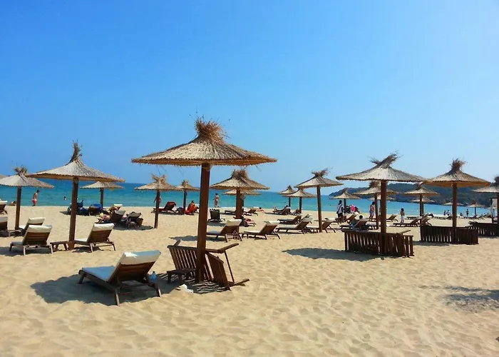 Menada In Sunny * ساني بيتش